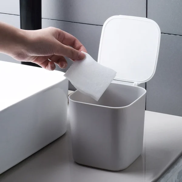 Mini Trash Can with Lid